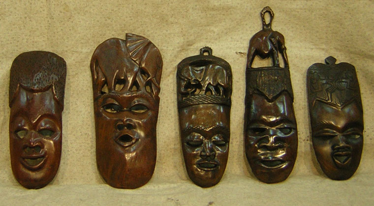 Afrykańskie maski z hebanu to nie tylko ozdoba